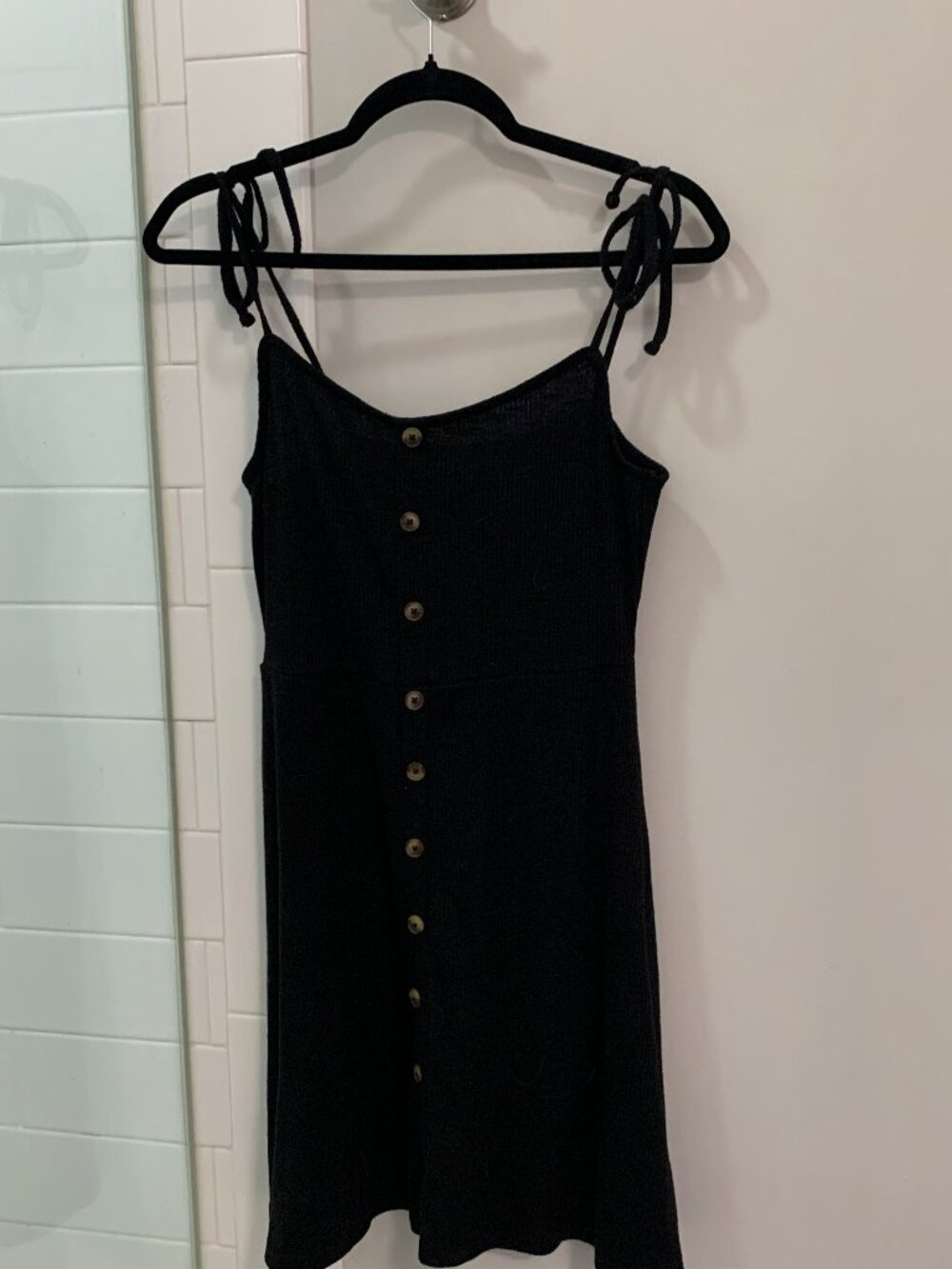 Ardene Women's Black Spaghetti Strap Button Down Midi Sundress L
